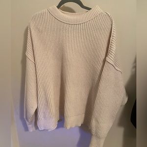 Arie sweater NWT